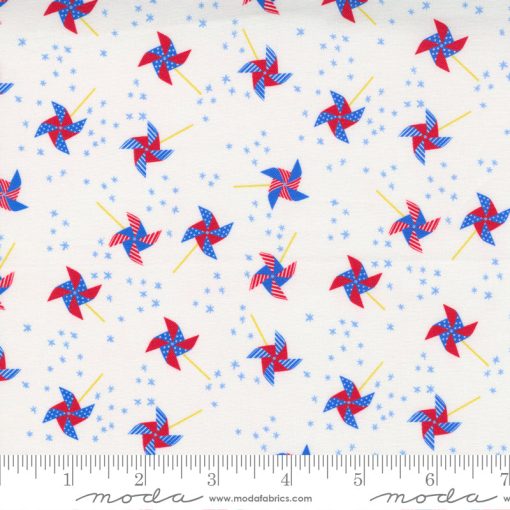 BOLT END 40" Holiday Essentials Americana White Patriotic Pinwheel Yardage by Stacy Iest Hsu for Moda Fabrics