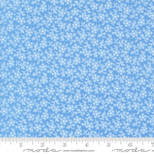 Denim & Daisies Stonewashed Daisy Fields Yardage by Fig Tree & Co. for Moda Fabrics